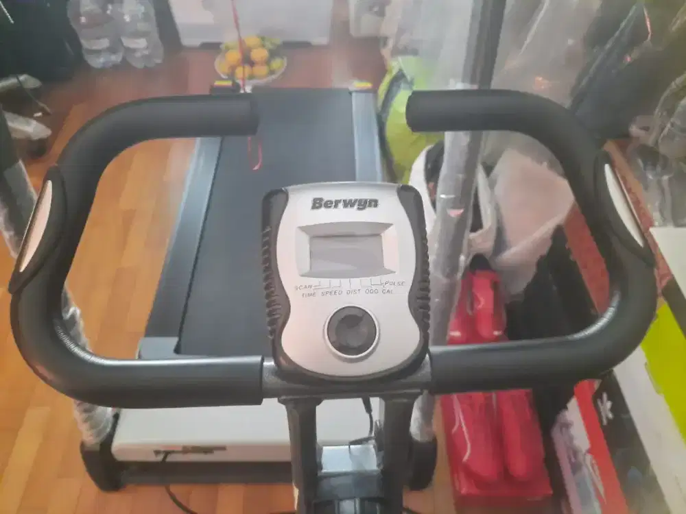 Sepeda Statis Berwyn by Azko hrg 1,5 jt nego