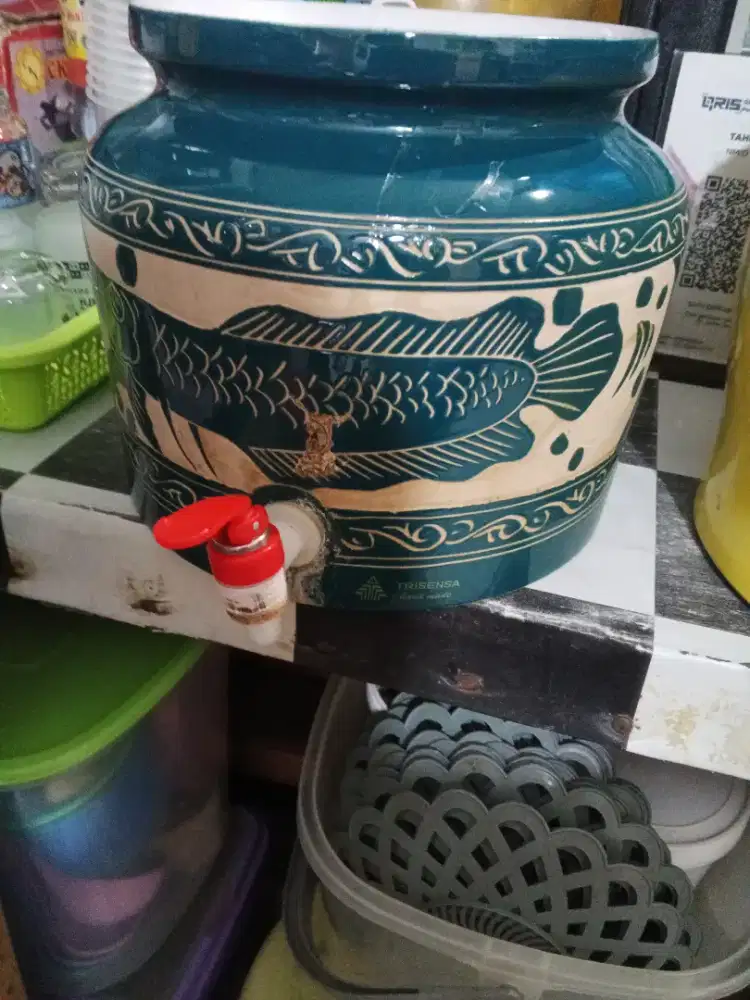 Guci air isi ulang gambar ikan arwana murah