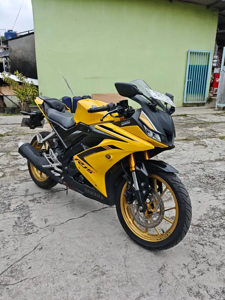 YU GASS .. YAMAHA R15 V3