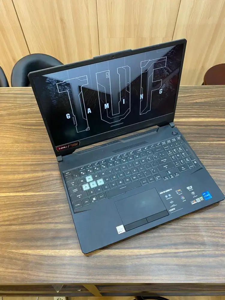 Tuf Gaming FX506HC Core i5-11400H RTx 3050 Ram 16/512 GB Mulus likenew
