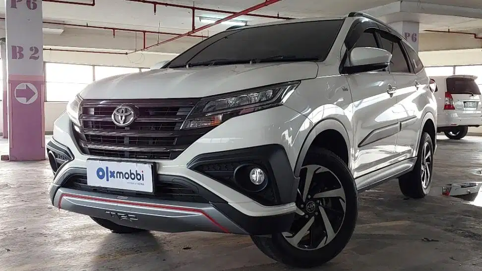 TDP 10JT Toyota Rush 1.5 TRD Sportivo Bensin-AT Putih 2019
