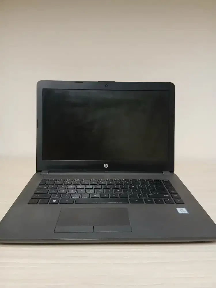 Laptop hp 240 G6