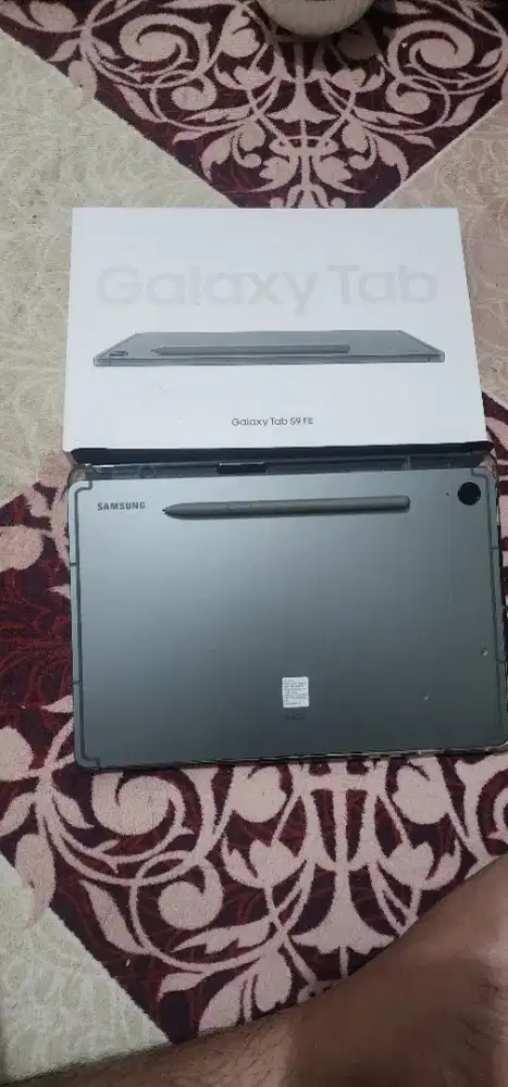 Samsung Galaxy TAB S9 FE (mulus seperti baru)