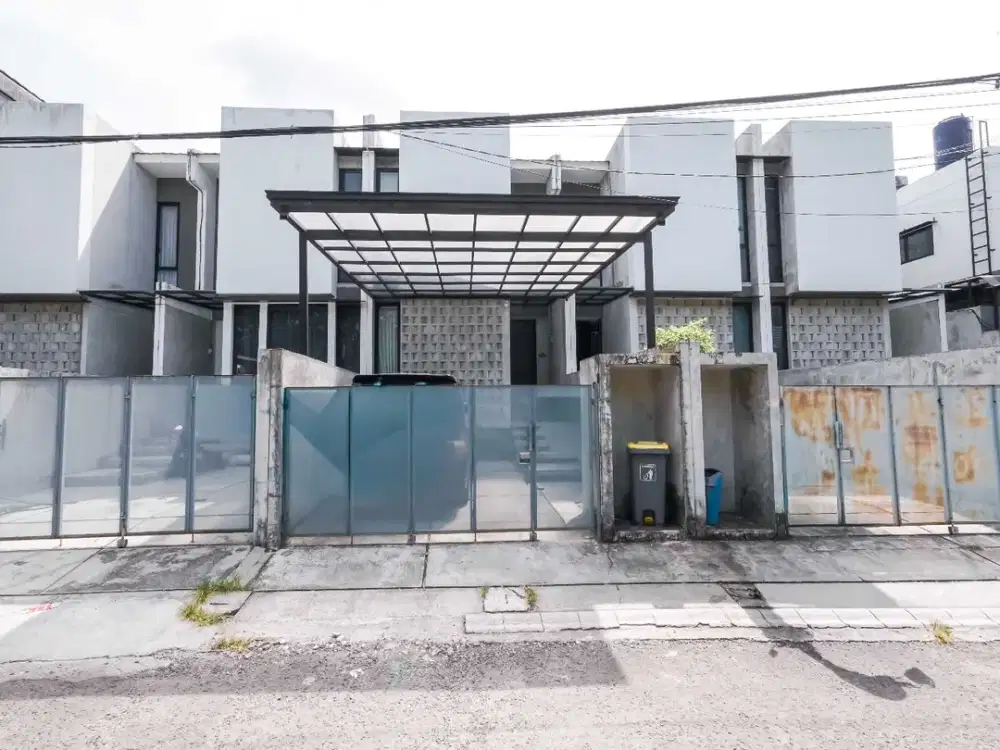 Rumah Siap Huni 4 Menit ke Stasiun Pondok Cina Hadap Selatan J-39001