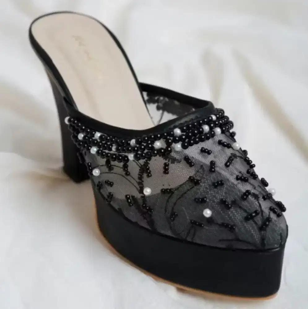sepatu pesta atau wedding