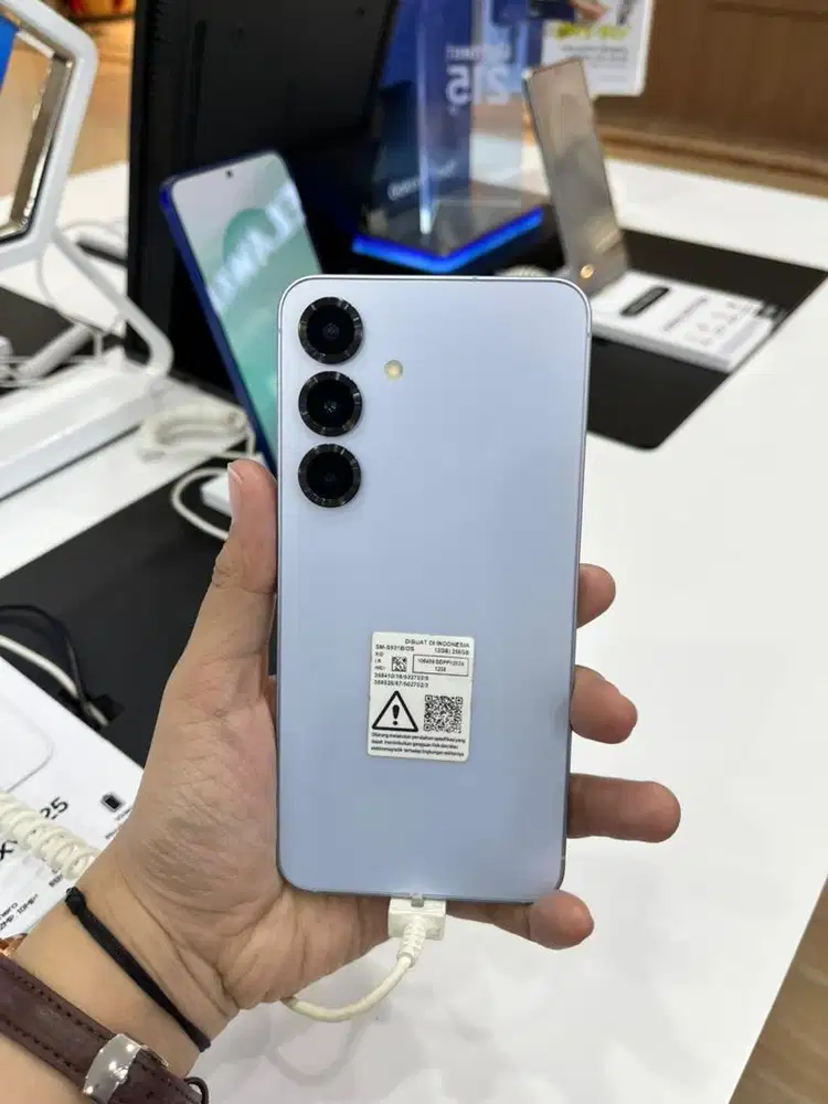 S25 Cashback 1Jt Cicilan 0%