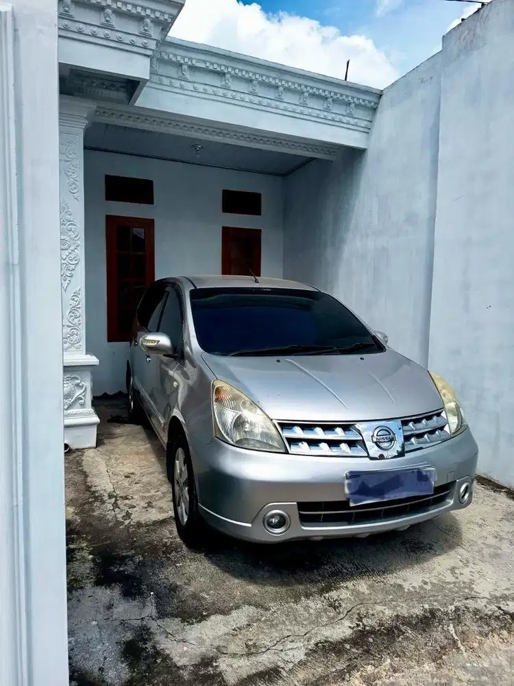 Dijual Grand Livina 1.5 XV Manual Tahun 2010