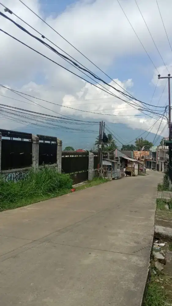 LOKASI Buat gudang / Villa view gunung Di caringin Bogor selatan