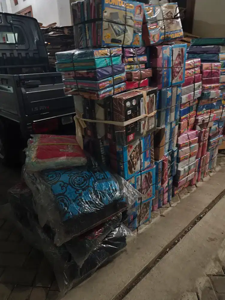 Dibutuhkan Penjaga Toko Offline dan Online