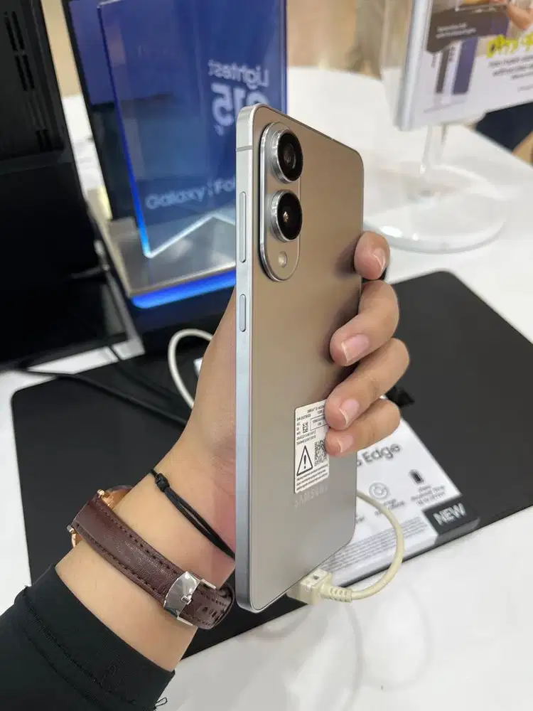 S25 Edge Cashback 2JT