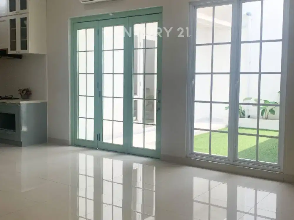 Rumah Grand Wisata 2 Lantai Lokasi Strategis Aman Dan Nyaman