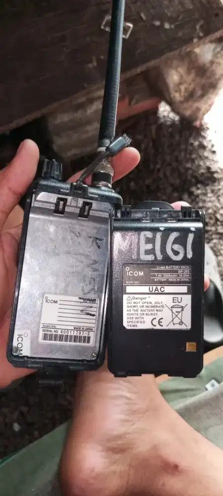 Jual HT icom v80 ORI jepang