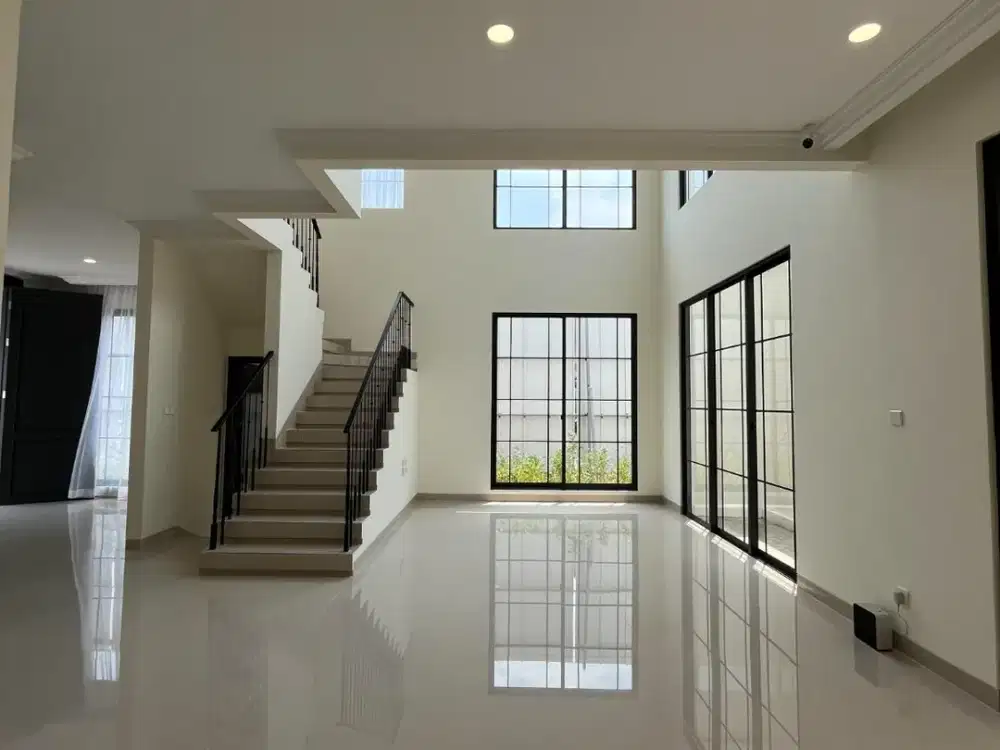 HUNIAN MEWAH 3 LANTAI HANYA 4 M-AN DIGADING SERPONG