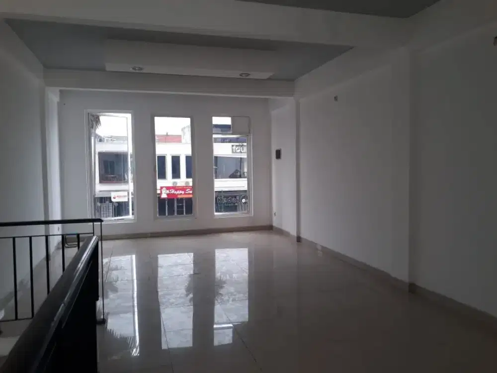 Ruko Strategis San Antonio Pakuwon City Siap Pakai