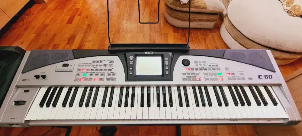 ROLAND E60 KEYBOARD SECOND KONDISI BAGUS - READY