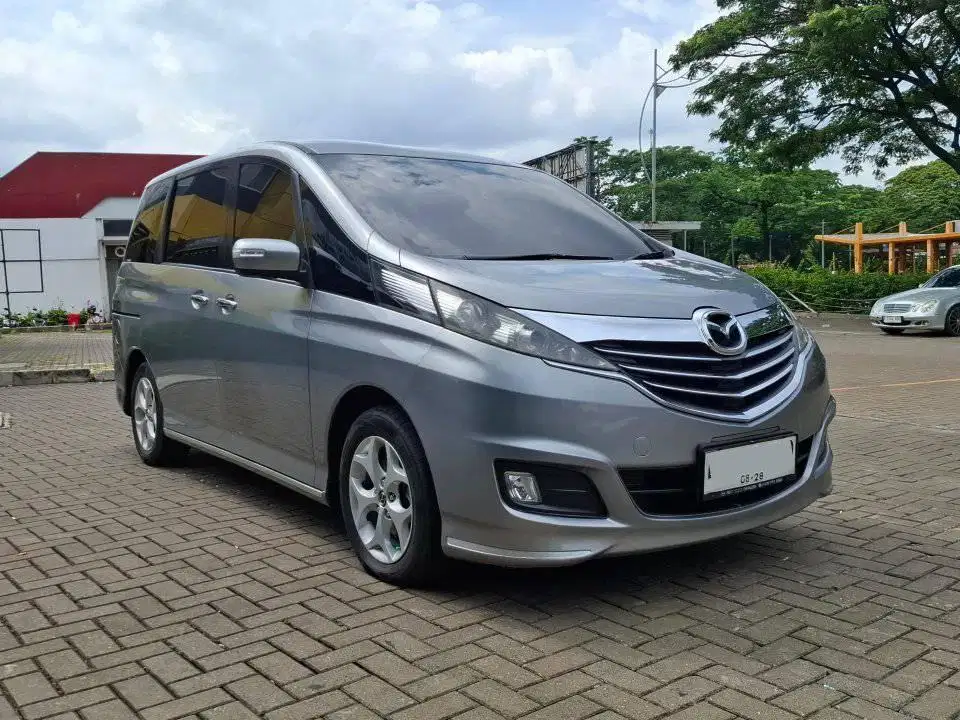 MAZDA BIANTE 2.0 SKYACTIV AT 2015 SILVER PROMO MURAH DP MINIM 18 JUTA