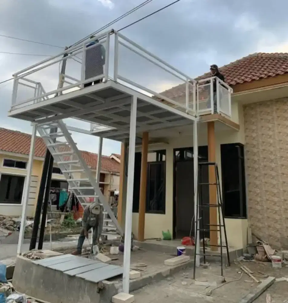 Kanopi mezanine minimalis