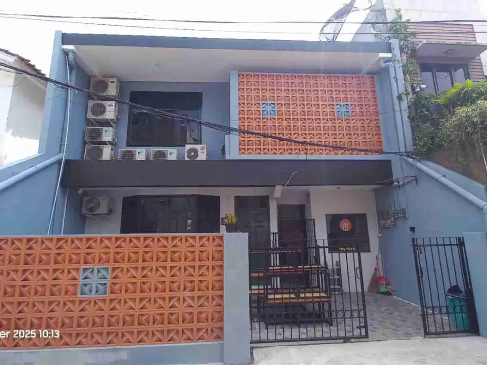 Kost 10 Kamar 2 Lantai di Tebet Dalam