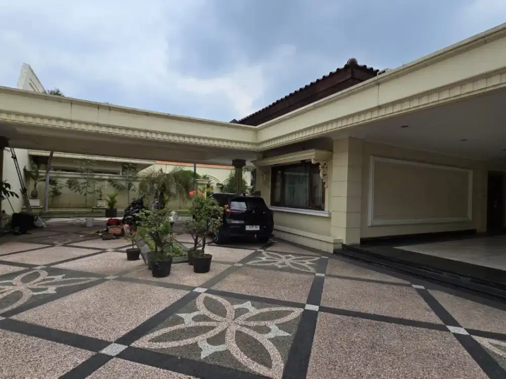 Rumah di Jemur Andayani