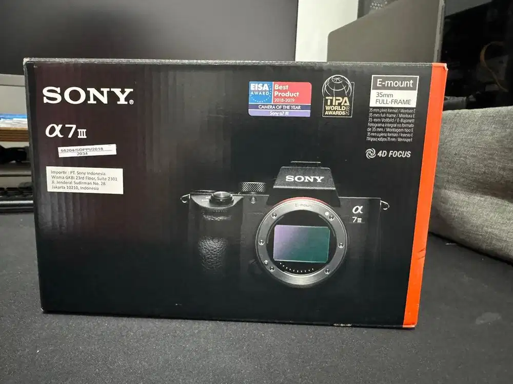 Sony A7III (SC sangat rendah, bisa bundle lens)
