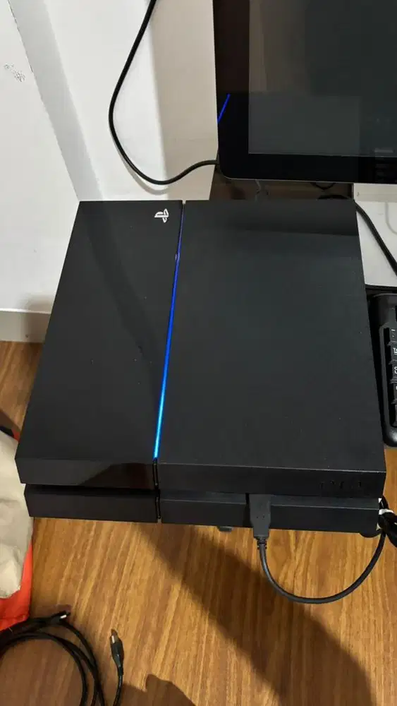 Sony ps4 fat cuh 1006a software 3.15 mulus