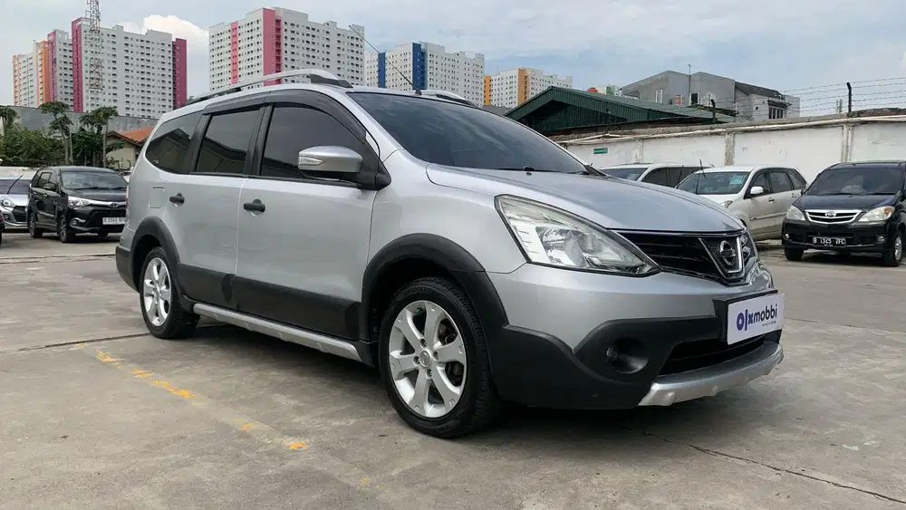 DP MURAH - Nissan Grand Livina 1.5 X-Gear Bensin-AT 2018 Silver