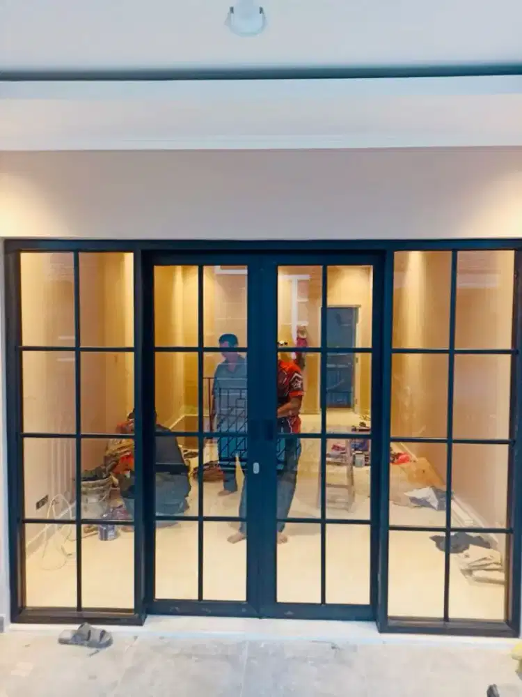 Kusen pintu alumunium