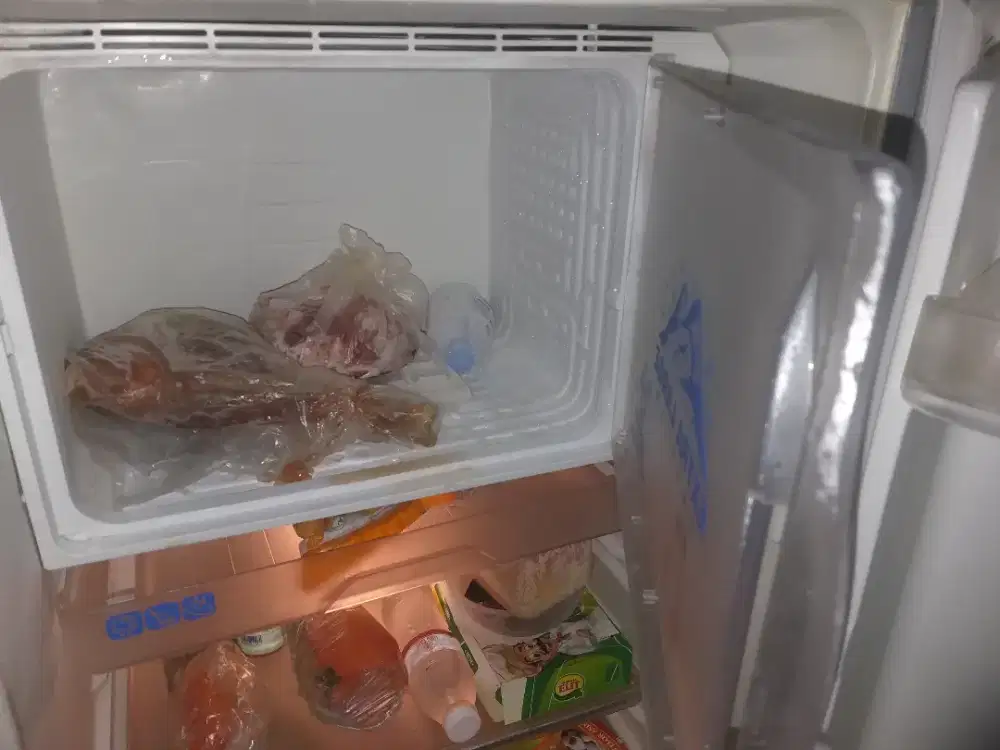 Kulkas sharp sgt dngin beku cpt lengkap free lalamove