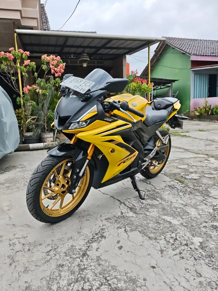 R15 v3 2018 lengkap warna favorit