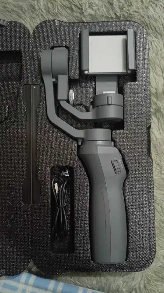 DJI Osmo Mobile 2