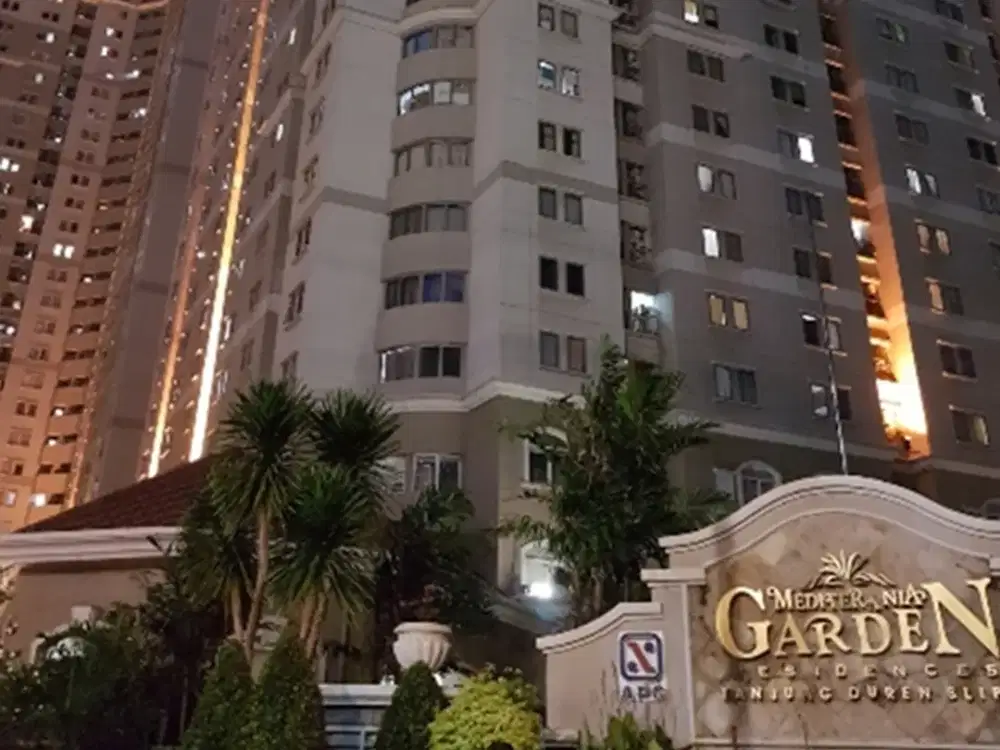 Disewakan apartemen Mediterania garden 2, 2 Bedroom furnished lt sedang tower H