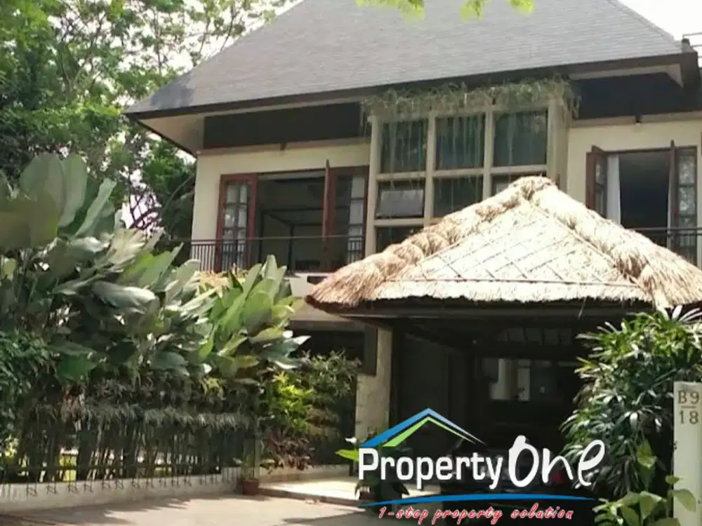 Jual Rumah Furnished Berkonsep Villa Bali di The Castilla BSD City