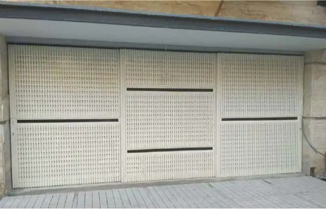 Pintu Garasi Besi GRANT Sliding 3 Daun (Custom)