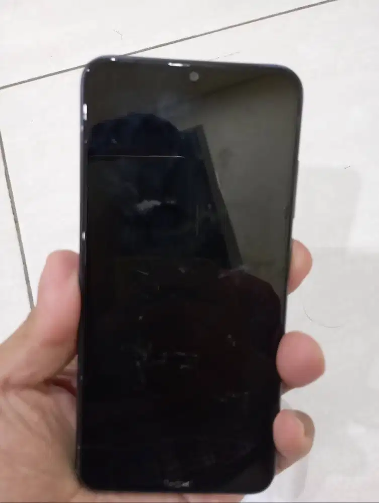 Xiaomi Redmi 8A fisik 95% kondisi restart terus