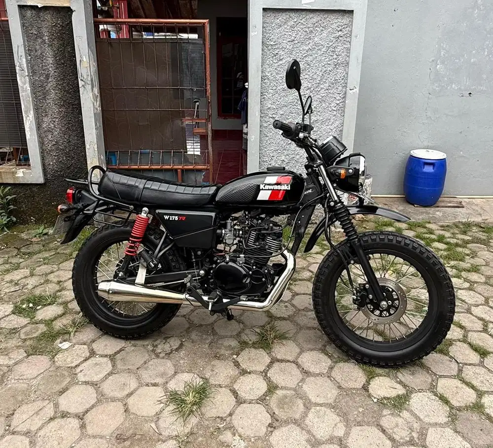 For Salle Kawaski W175TR 2020