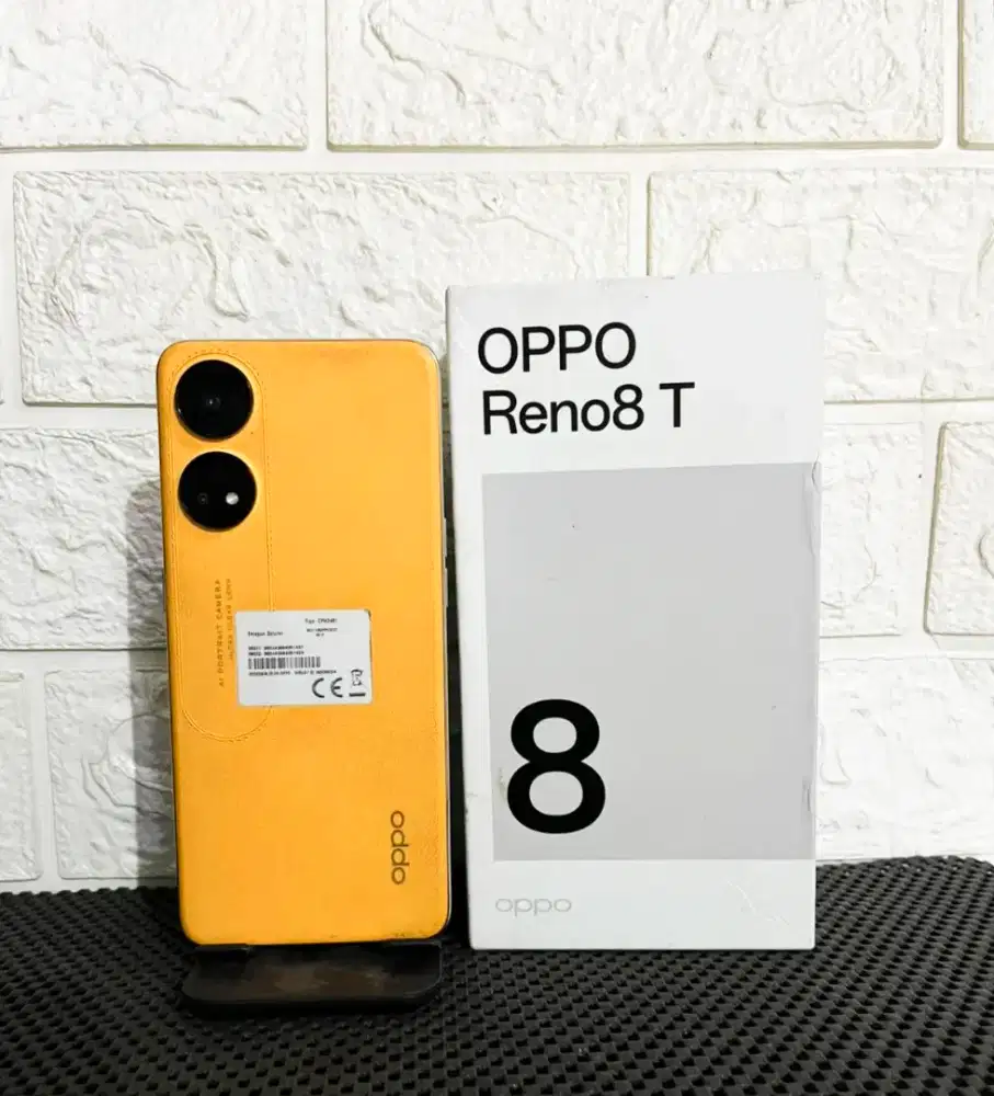 Oppo Reno 8t 8/256 MULUS Fullset Resmi