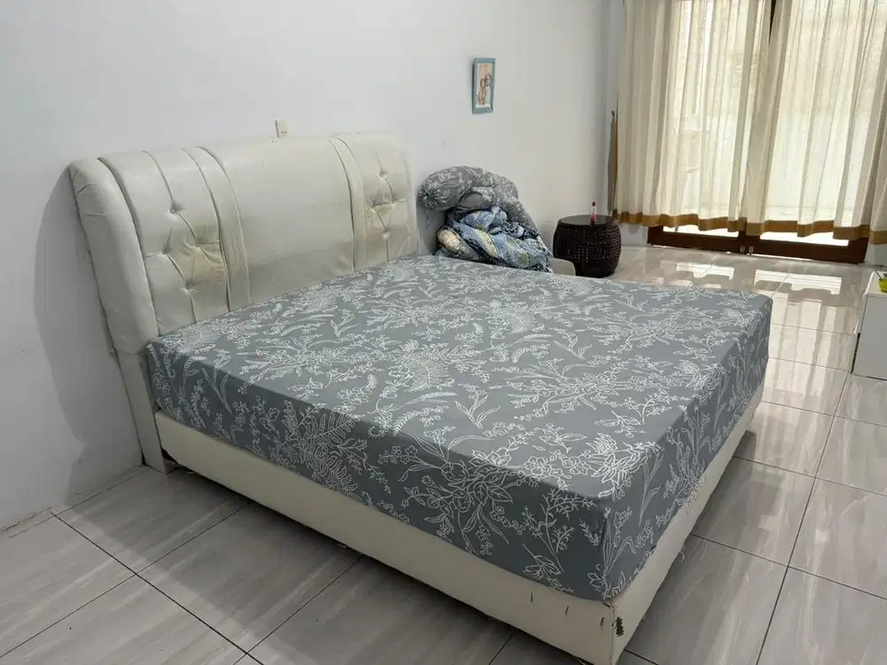 Matras tempat tidur