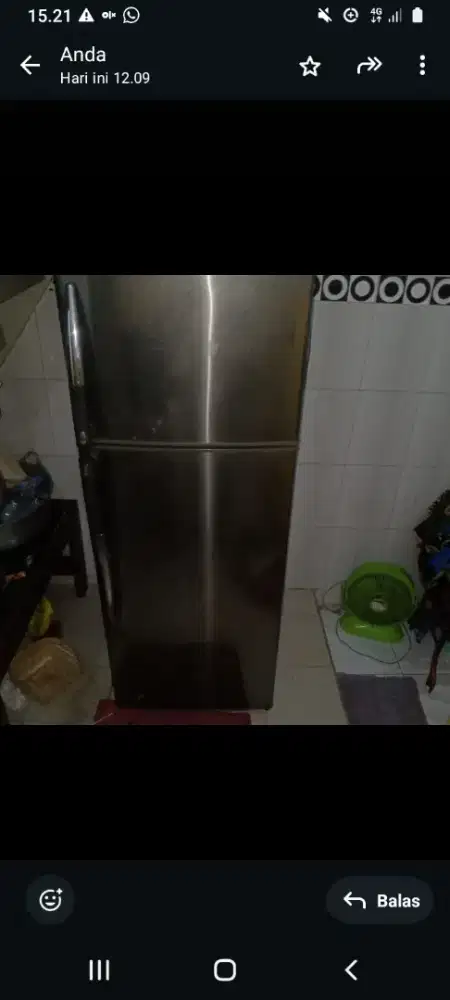 Jual kulkas merk.sharp 2 pintu