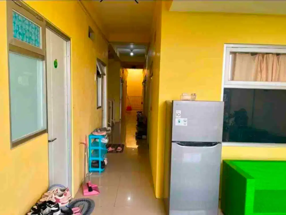 terima kos putri kamar mandi dalam nyaman hanya 100 m dari kampus unmuh bisa jalan kaki ke kampus, lingkungan aman