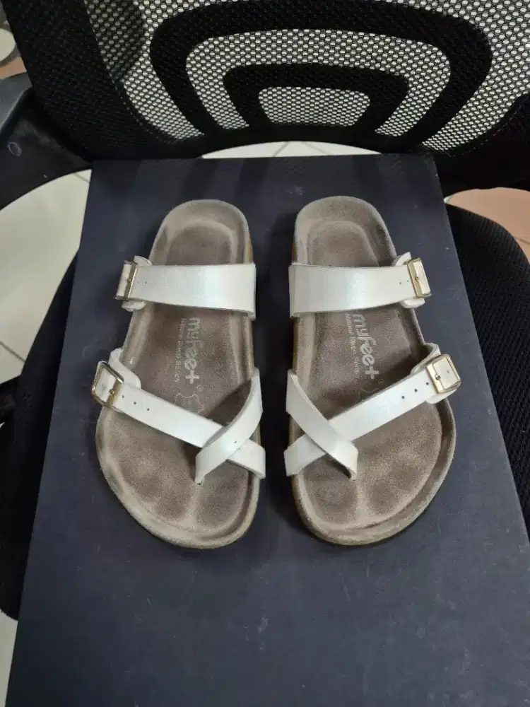 Sandal wanita myfeet F4 ukuran 36