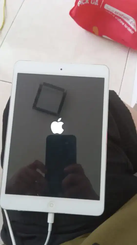 Ipad Mini Minus lupa akun LCD mulus jual bu anggap jual part nya
