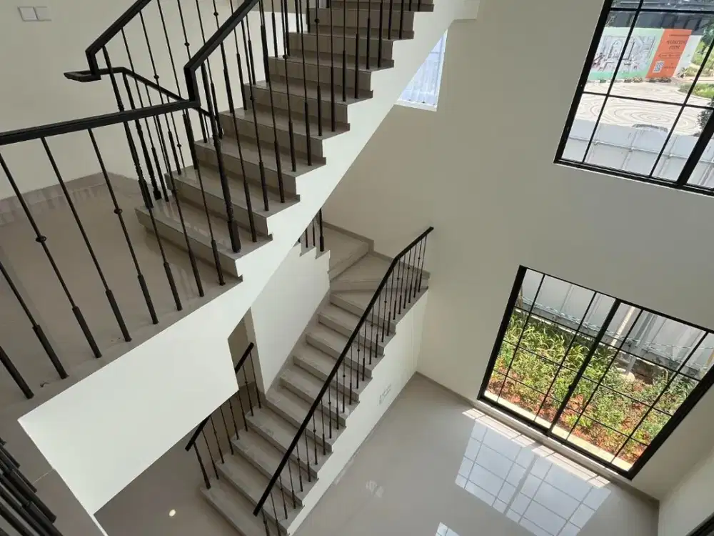 RUMAH TERBARU DENGAN DESAIN ATTIC PERTAMA DI GADING SERPONG!