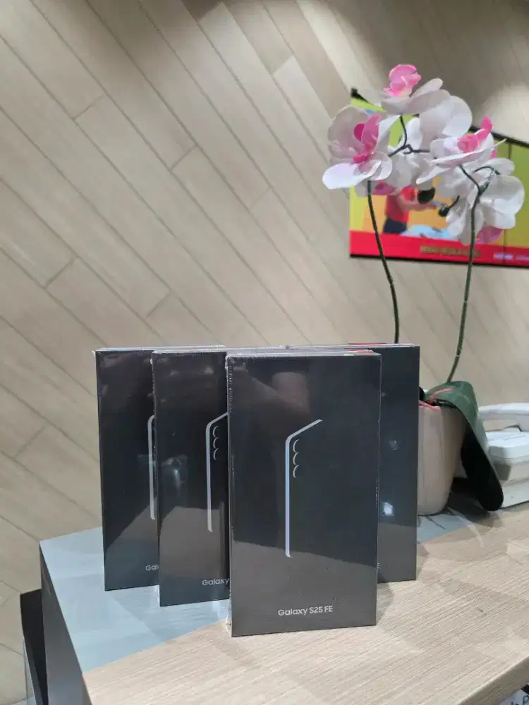 NEW SAMSUNG S25FE