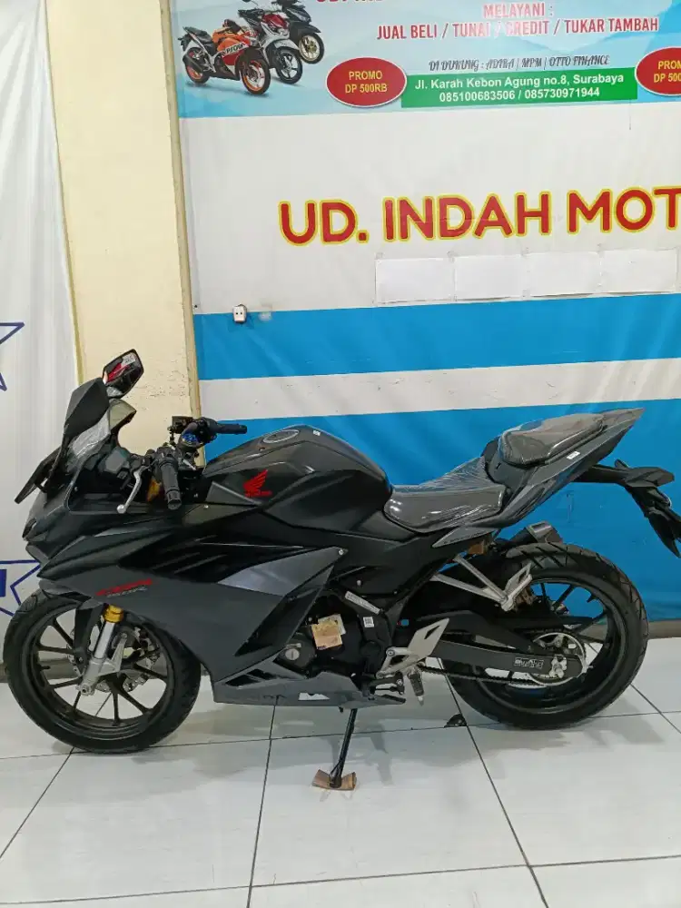 W Sidoarjo HONDA CBR 150R TAHUN 2021 KM 300 ISTIMEWA SIAP PAKAI