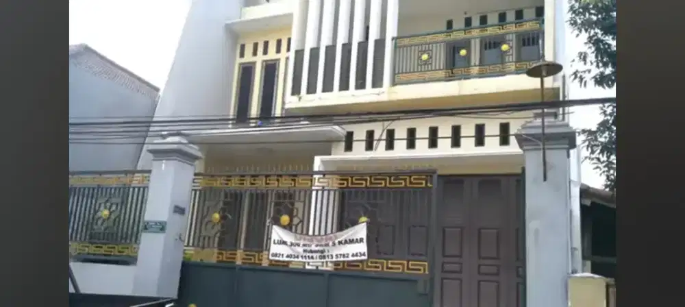 Rumah lantai 2 menit dr bandara juanda