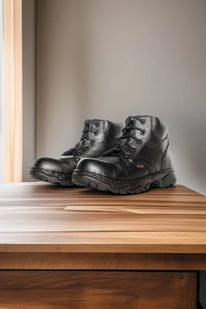 Powerful Sepatu safety bersertifikat Dumai