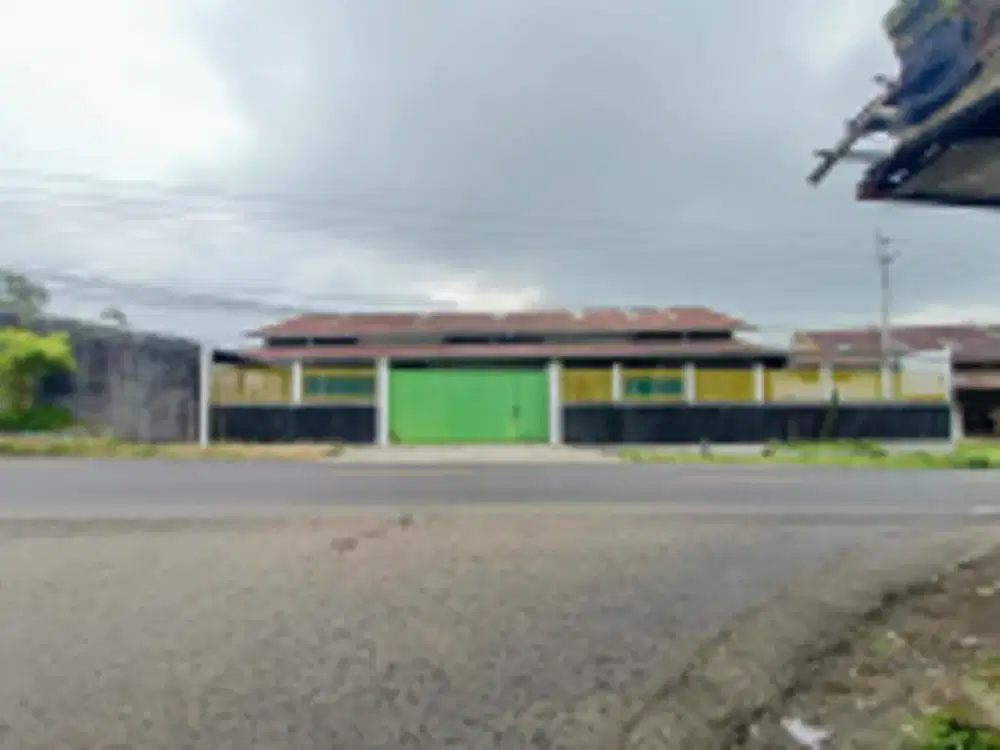 DIJUAL 3 BIDANG TANAH DENGAN TOTAL LUAS 1803 M2 BERIKUT BANGUNAN - TEMANGGUNG