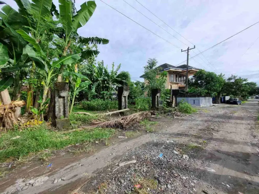 DIJUAL TANAH STRATEGIS KAWASAN PERUMAHAN ELITE.SANGAT COCOK KAVINGAN DAN INVESTASI YG MENJANJIKAN SANGAT MENGUNTUNGKA. PALAGAN