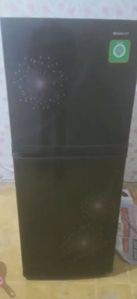 kulkas 2 pintu sharp type sj 237 mg