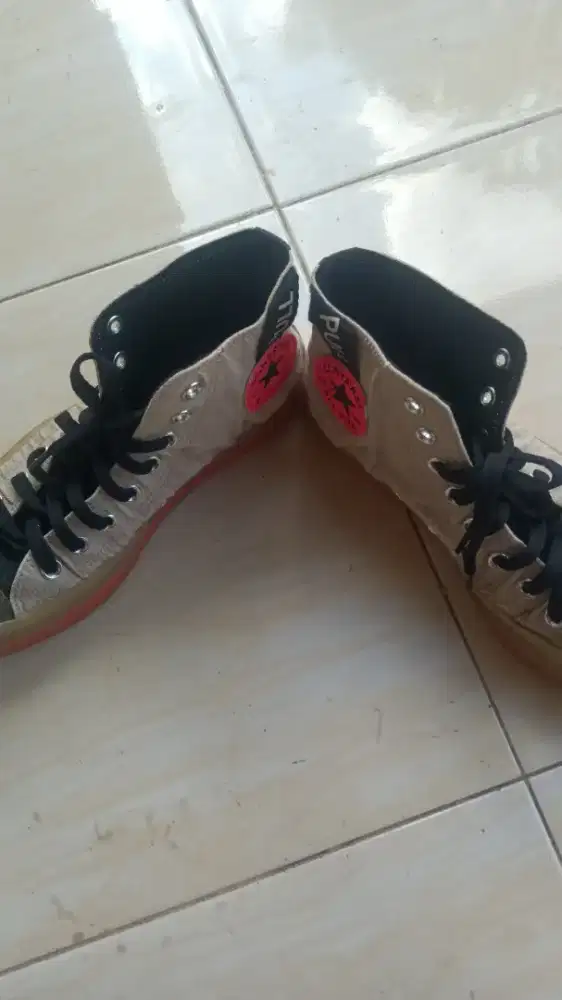 jual sepatu CONVERST ABU ABU UKURAN 42